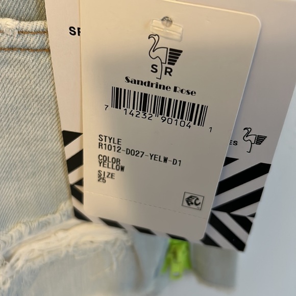 Sandrine Rose Side Zipper Distressed Jean Shorts - Picture 5 of 9